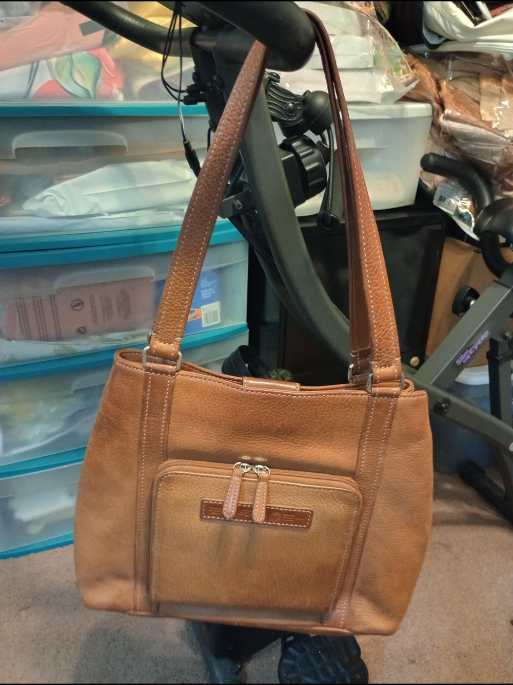 Vintage    Fossil Leather Shoulder Bag in Tan